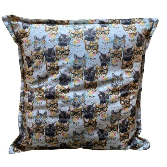 Cat-Themed Pillow Cover With Fun Cat Faces Print & Floral Accents 18" x 18" Doub - Picture 1 of 9